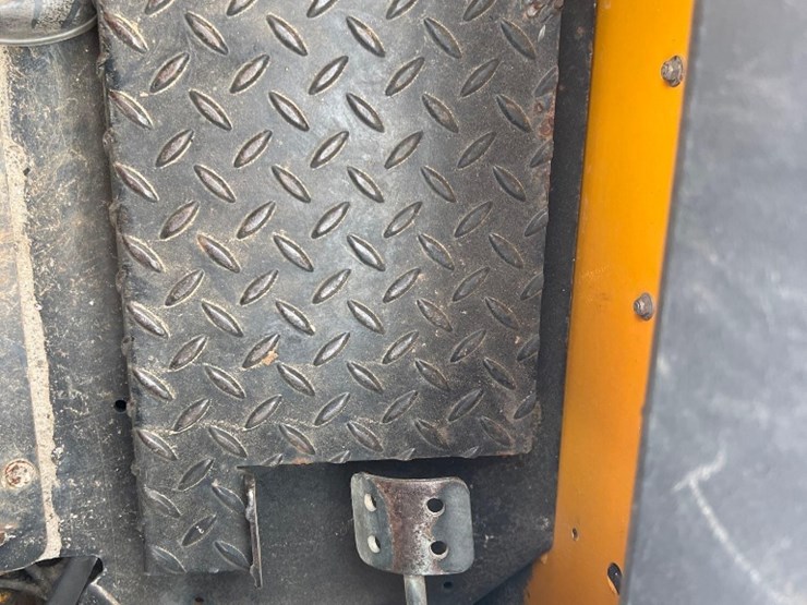jcb-1110t-image-23