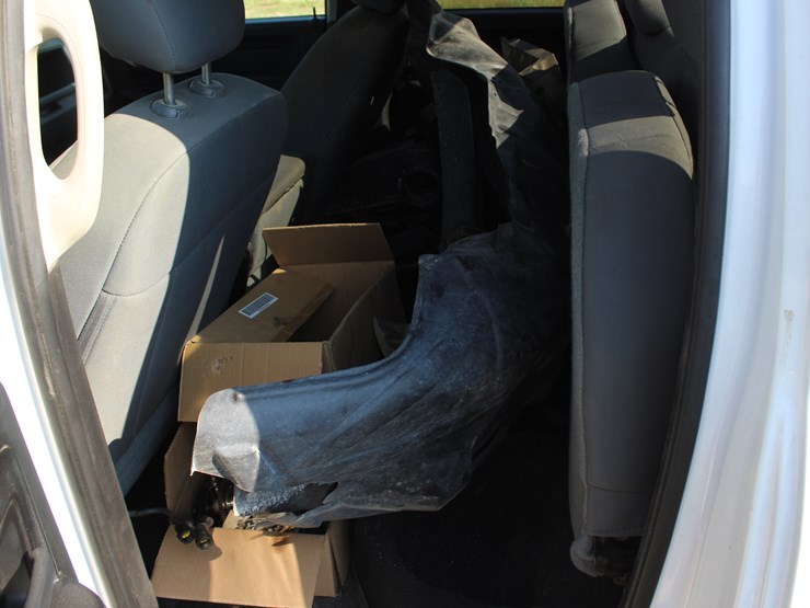 2015-dodge-1500-image-6