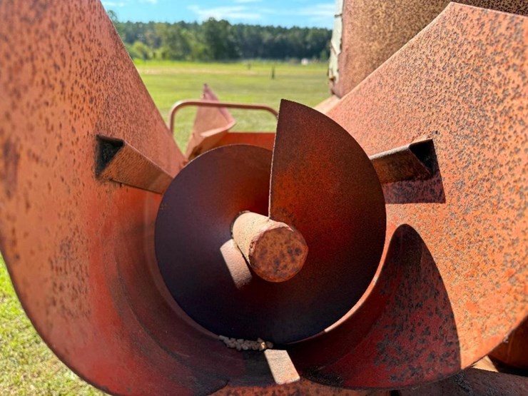 farmhand-feed-master-hammer-mill-image-8