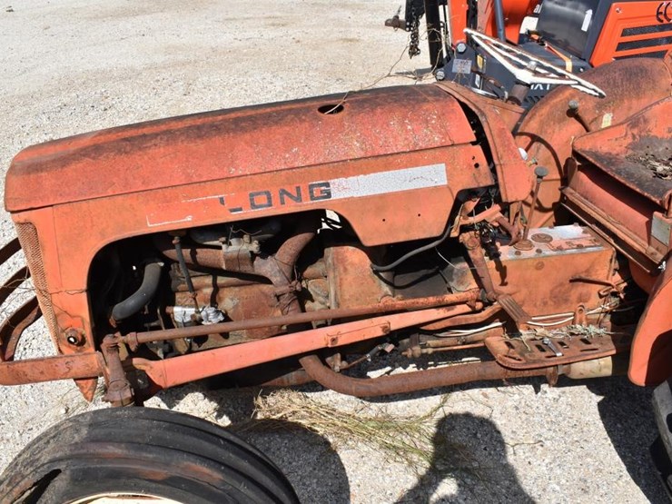 long-bmc-tractor-(parts)-(not-running)-(serial-#-25p-1-300565-4401)-(nk)-image-4