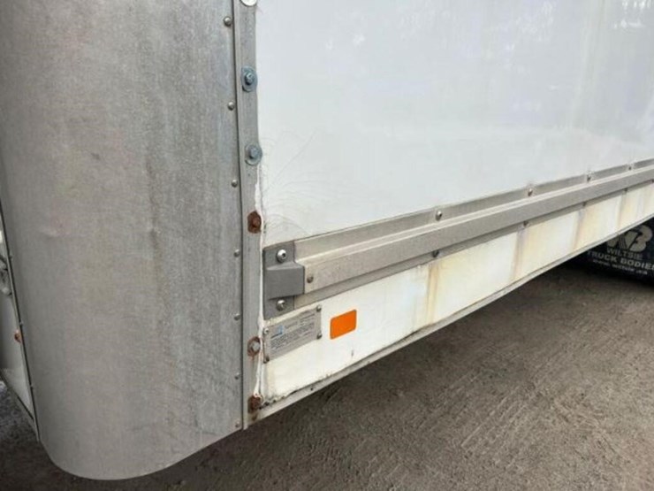 2013-ford-f750-xl-image-40