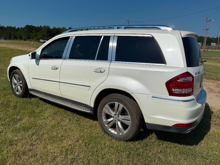 2011-mercedes-benz-gl450-image-8