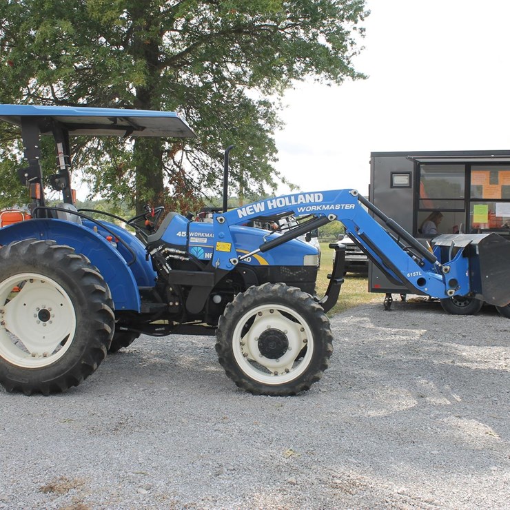 NEW HOLLAND WORKMASTER 45