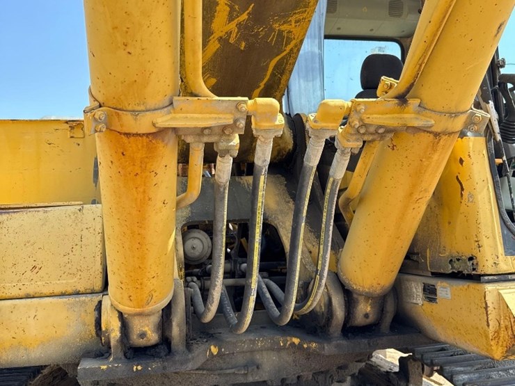 2005-komatsu-pc400-lc-7l-image-28