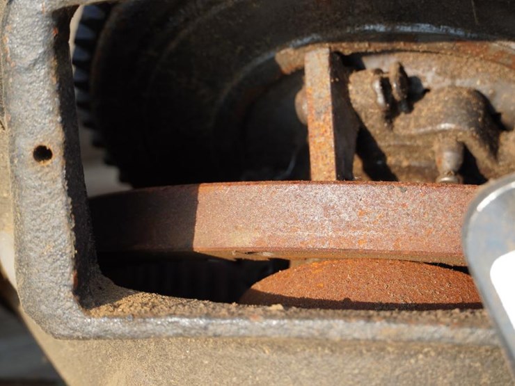 #145-•-parts-clutches-image-7