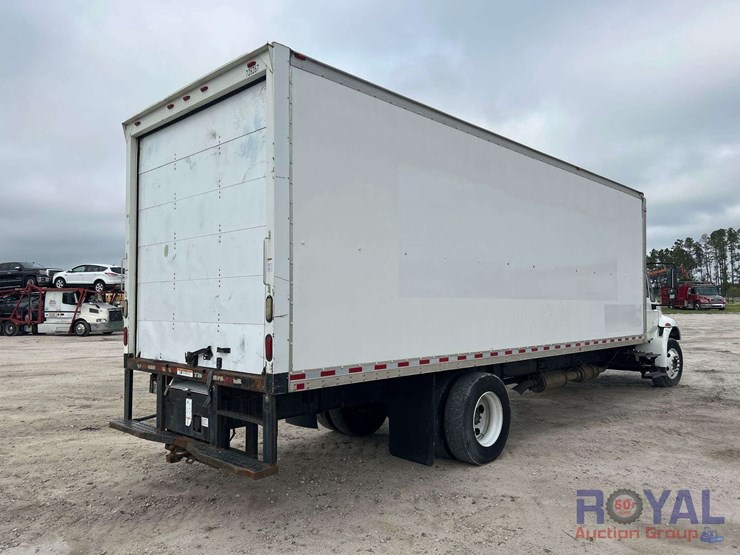 2017-international-durastar-4300-image-3