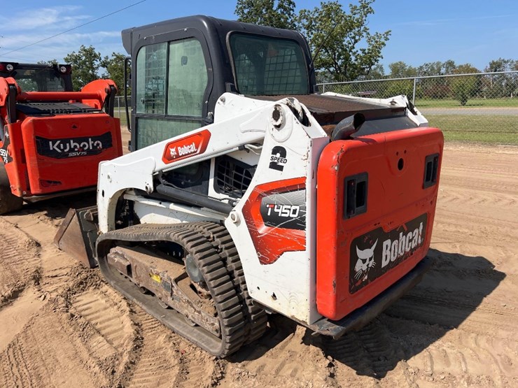 2021-bobcat-t450-image-2