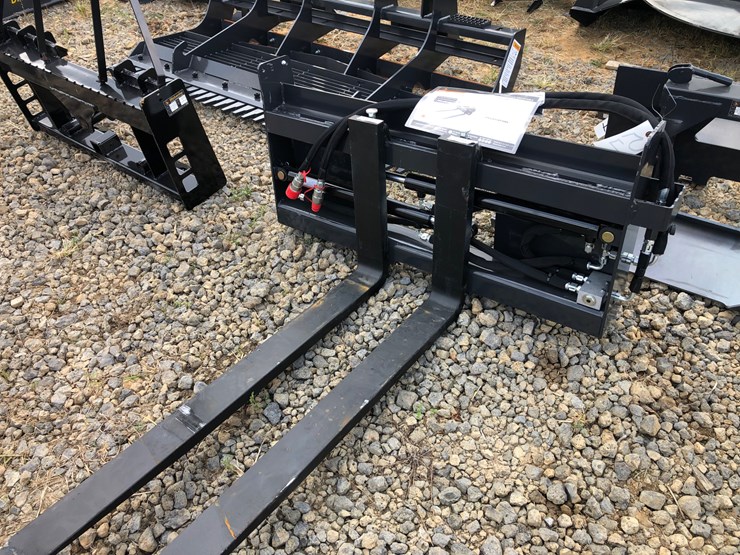 #57-•-wolverine-48”-skid-steer-hydraulic-positioning-pallet-forks-image-1
