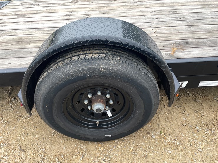 #164-•-2023-pj-tilt-top-16'-utility-trailer-(has-wi-title)-image-19