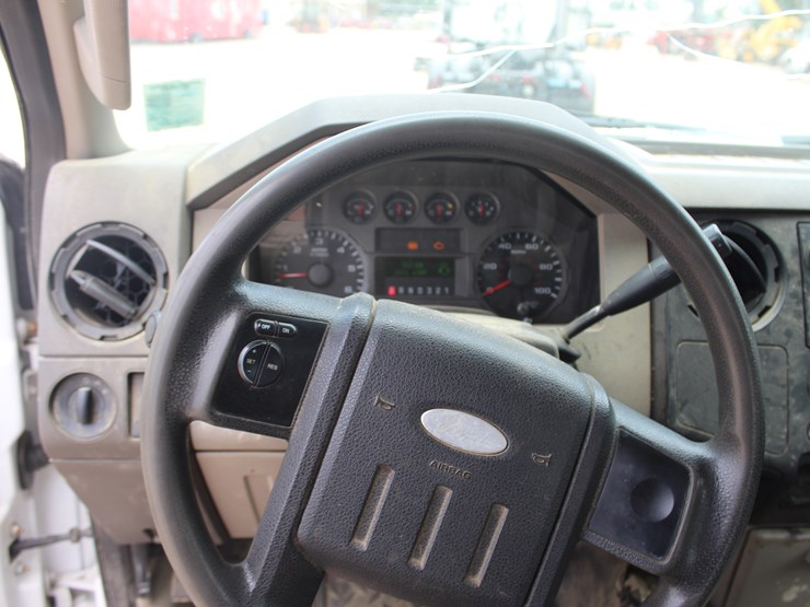 2008-ford-f250-image-9