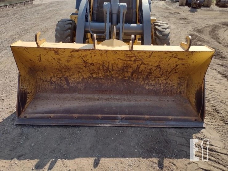 2017-deere-310sl-image-19