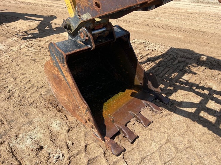 2016-caterpillar-308e2-cr-image-18