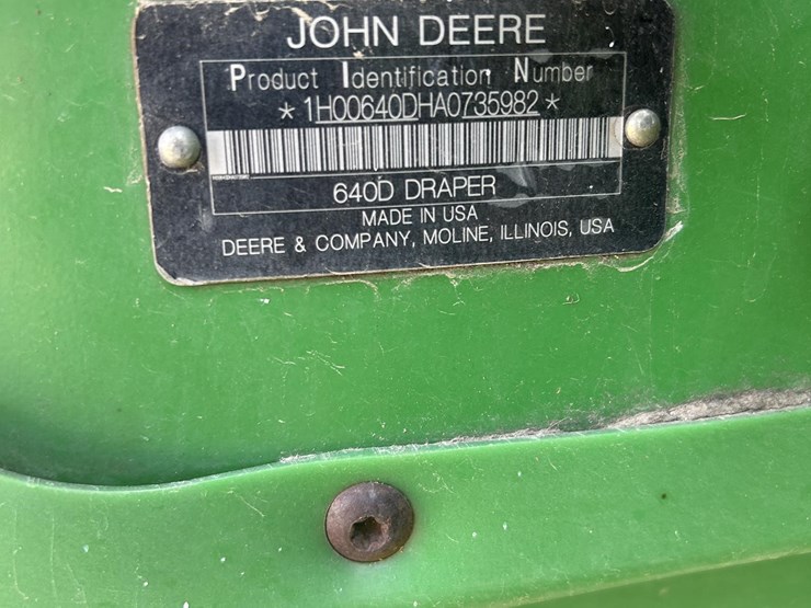 2010-john-deere-640d-image-17