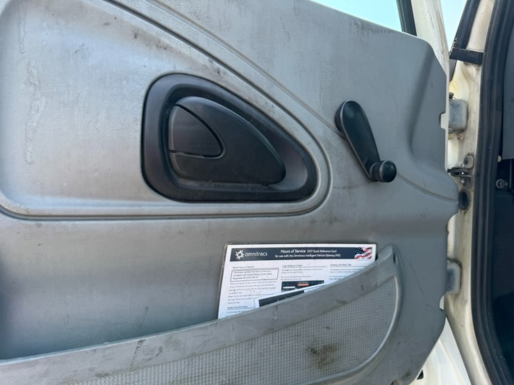 2006-international-durastar-4400-image-69
