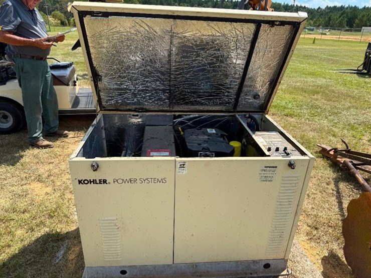 kohler-natural-gas-house-generator-image-1