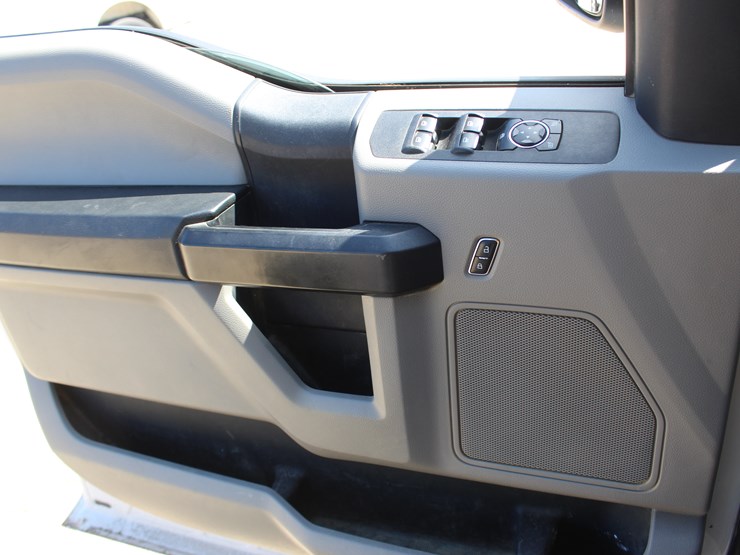 2019-ford-f250-image-12