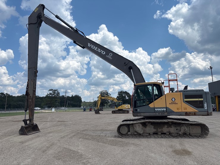 2017-volvo-ec250e-lr-image-7