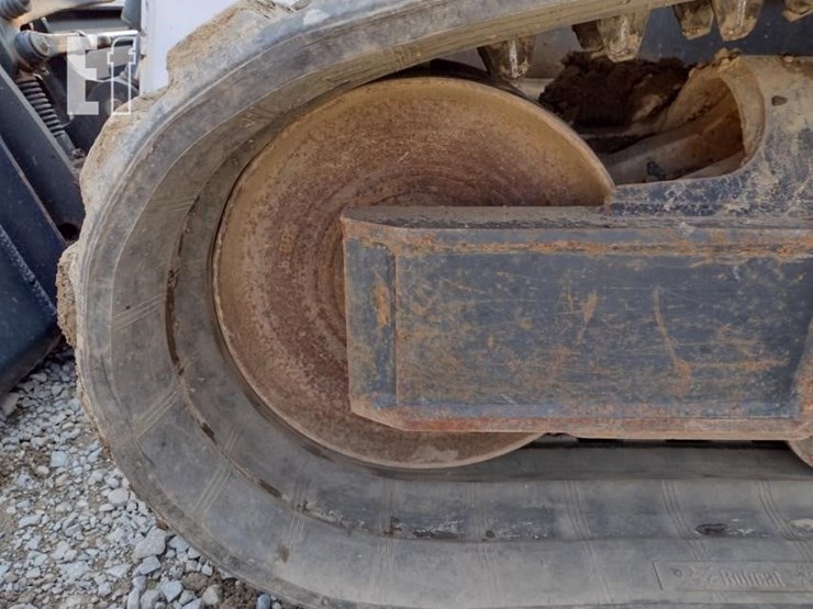 2016-bobcat-t770-image-27