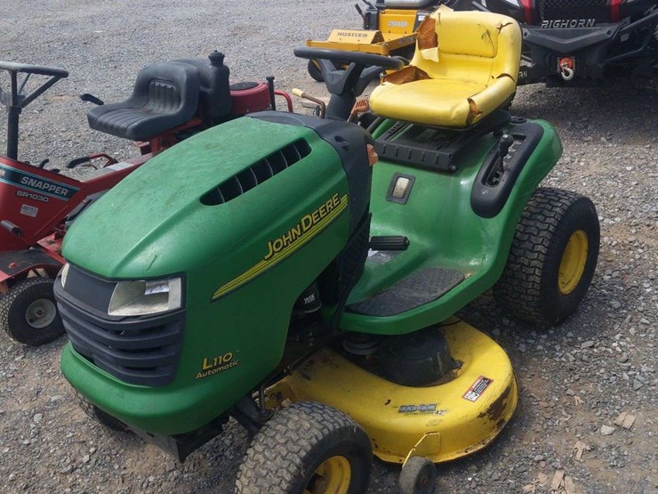 john-deere-l110-image-4