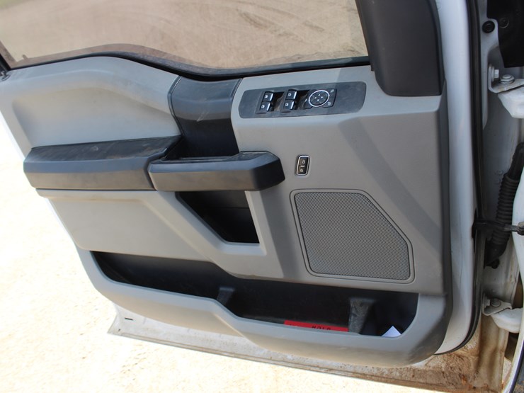 2019-ford-f250-image-9