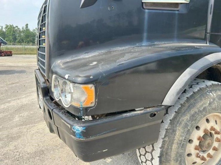 2005-volvo-tri/a-dump-truck-4v5k99gh55n391882-image-88