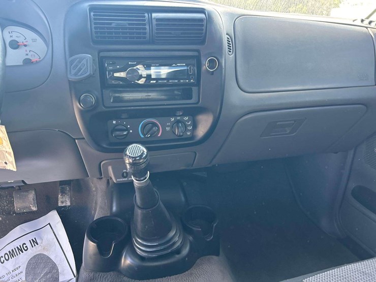 2003-ford-ranger-xlt-image-15