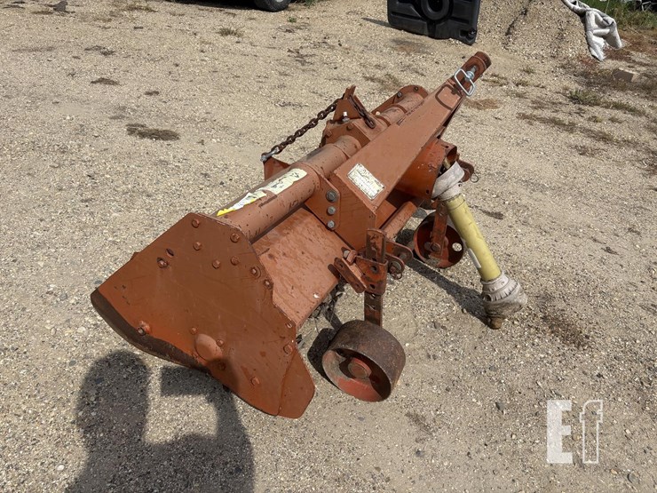 kuhn-52"-rototiller-image-2