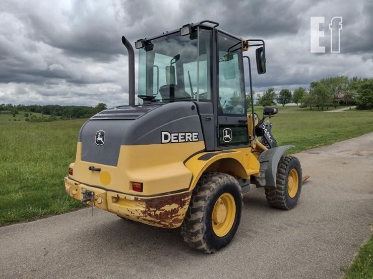 2017-deere-244kii-image-31