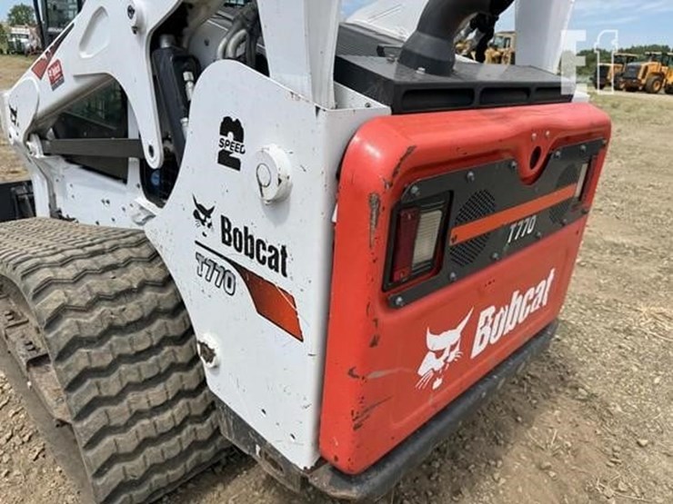 2019-bobcat-t770-image-70