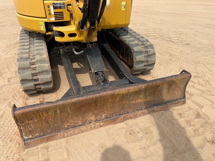 2018-caterpillar-303e-cr-image-25