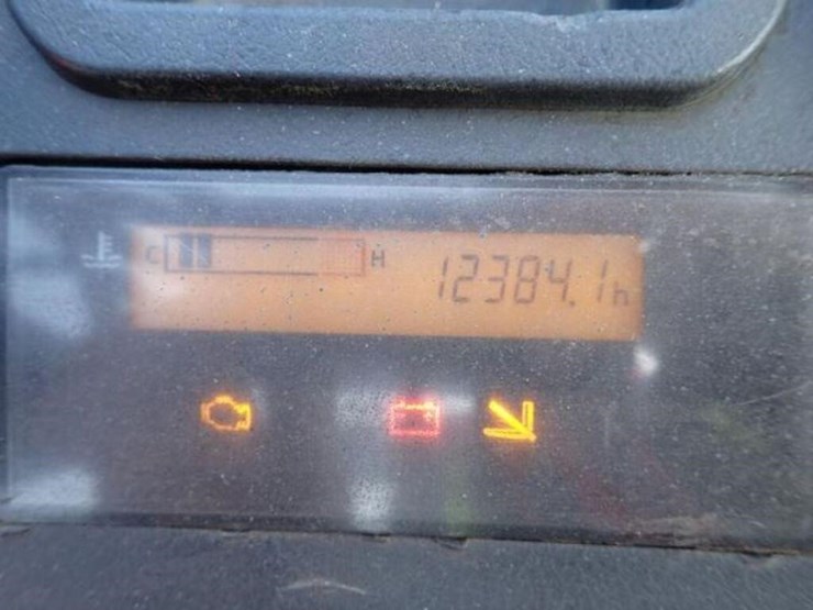 2007-toyota-8fgcu18-image-11