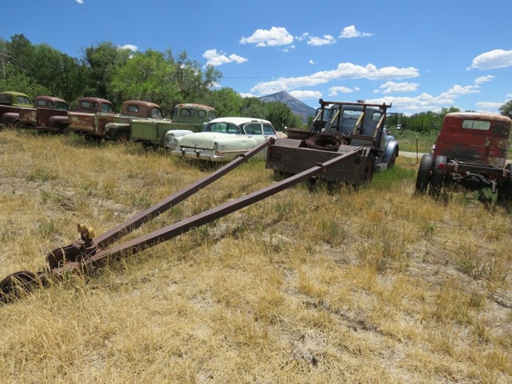 1952-dodge-b-3-ta-142-truck-with-boom-and-winch-image-3