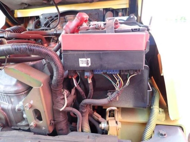 2017-caterpillar-2c3000-image-17