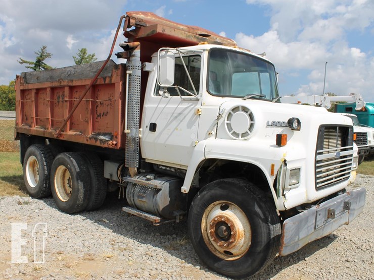 1991-ford-l9000-image-3