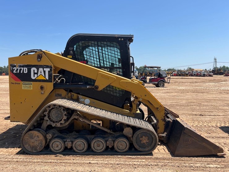 2016-caterpillar-277d-image-5