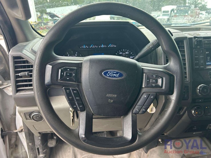 2018-ford-f350-image-13