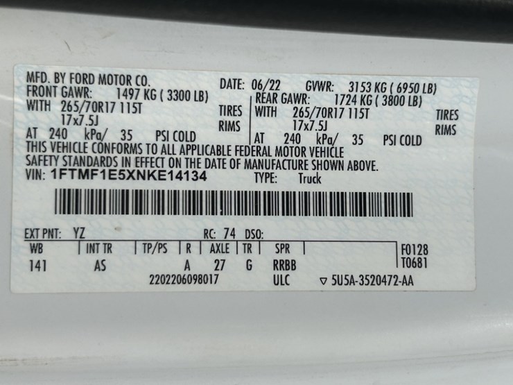 2022-ford-f150-xl-image-12