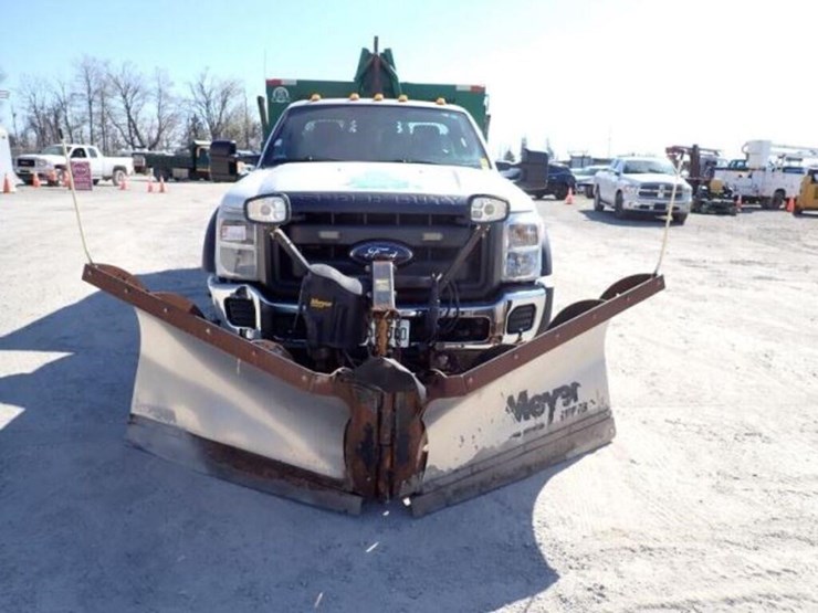 2016-ford-f550-xl-image-2