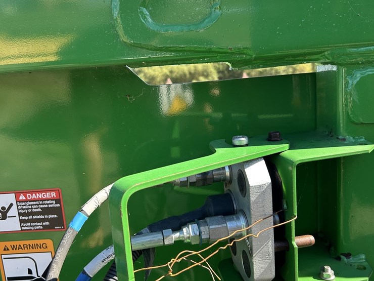 john-deere-616c-image-35