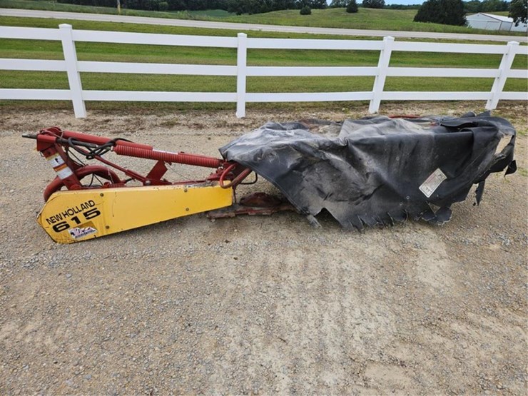 new-holland-615-image-4