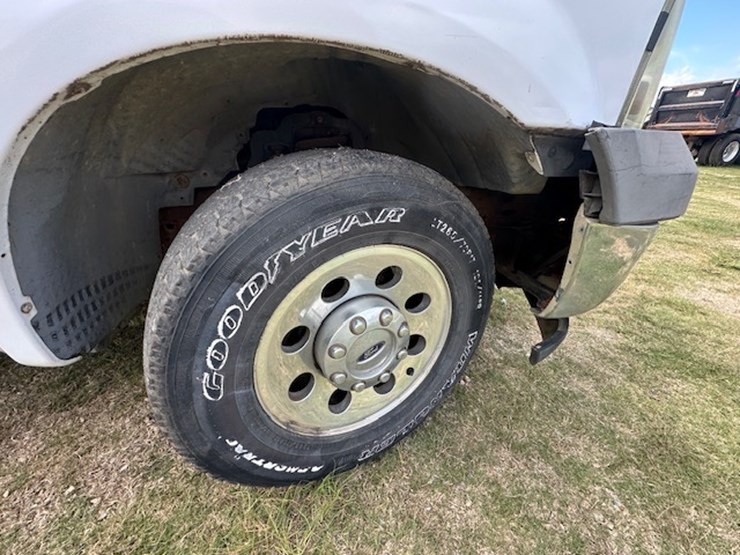 2005-ford-f250-image-19