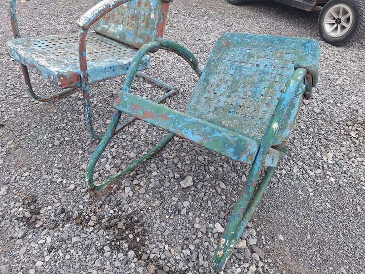 qty-(2)-metal-rocking-lawn-chairs-&-metal-glider-lawn-couch-image-13