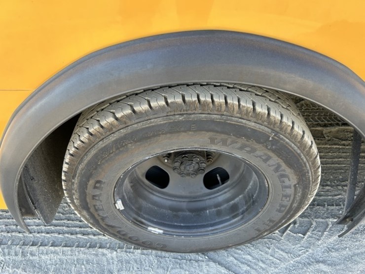 2008-chevrolet-express-school-bus-image-26