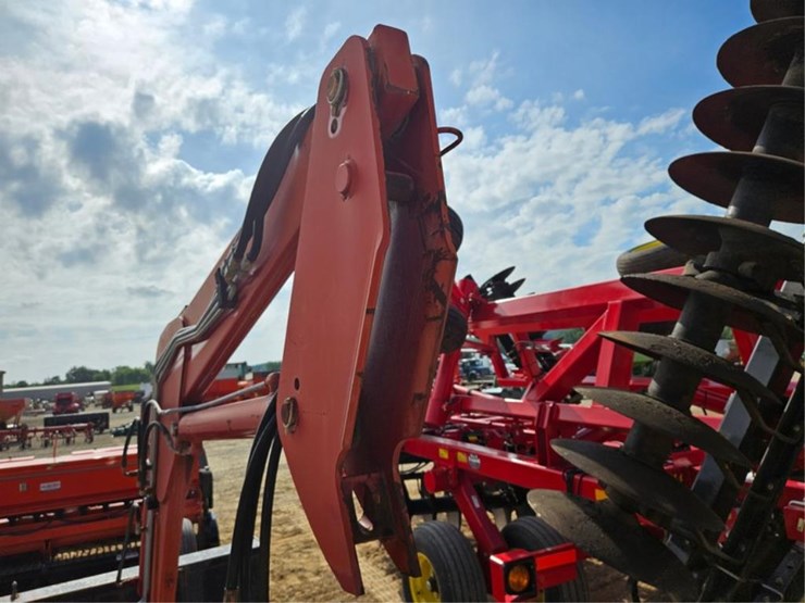 case-ih-l655-image-18