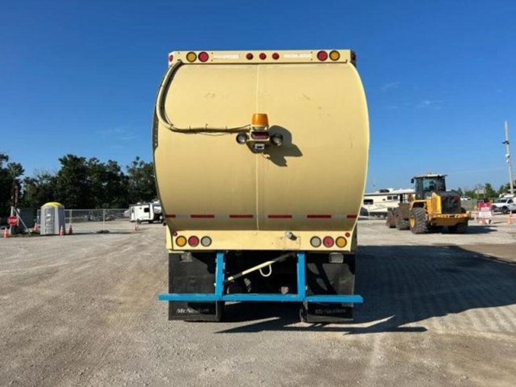 2009-peterbilt-pb320-coe-front-loading-t/a-garbage-image-8