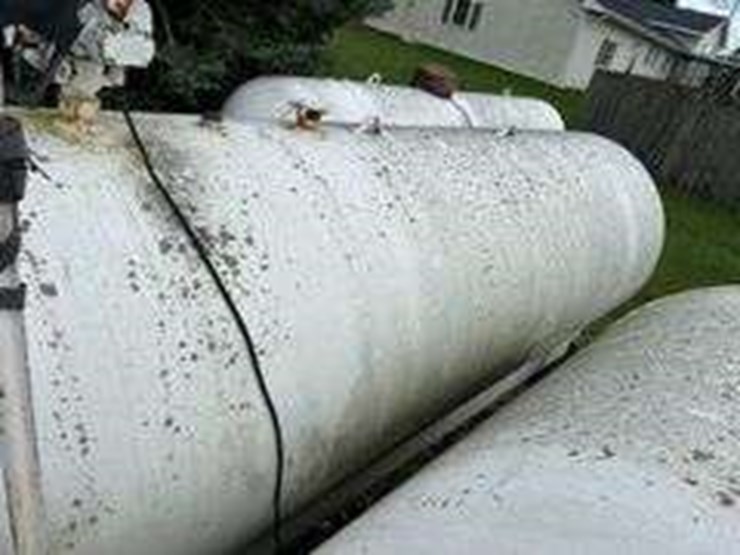 1000-gal-diesel-fuel-tank-w/electric-pump-image-6