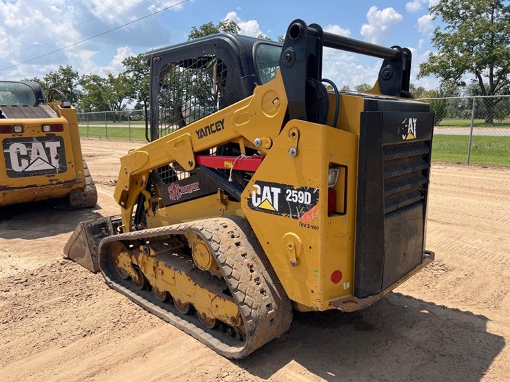 2018-caterpillar-259d-image-2