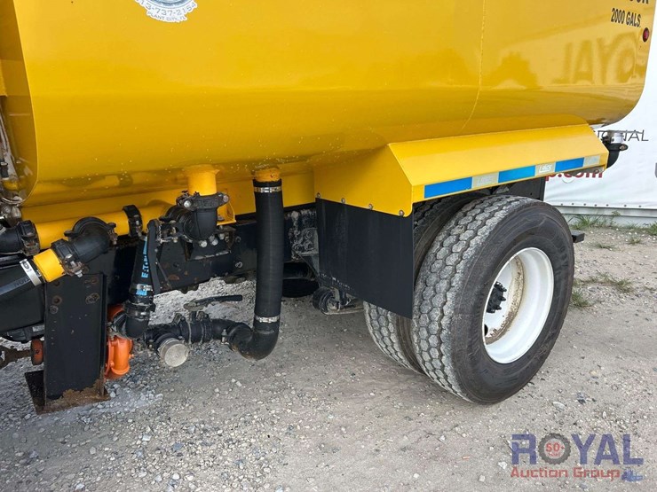 2013-international-durastar-4300-image-19