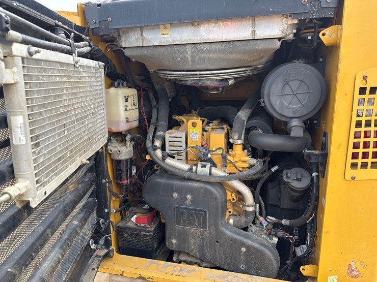 2017-caterpillar-279d-image-18