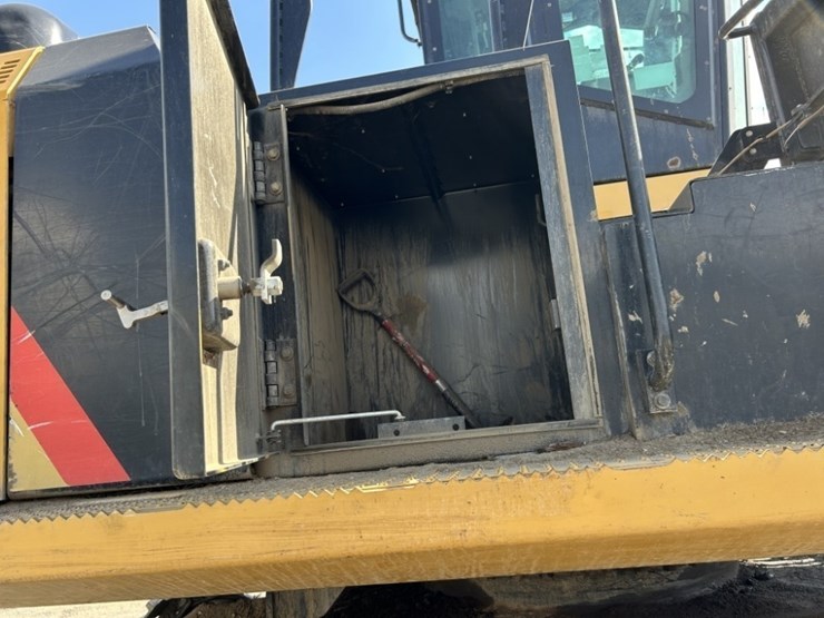 2018-caterpillar-c7-image-46